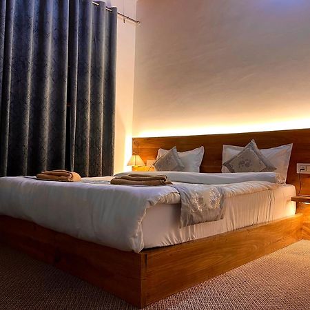 Traveller Nest Hotel Deskit Exterior foto